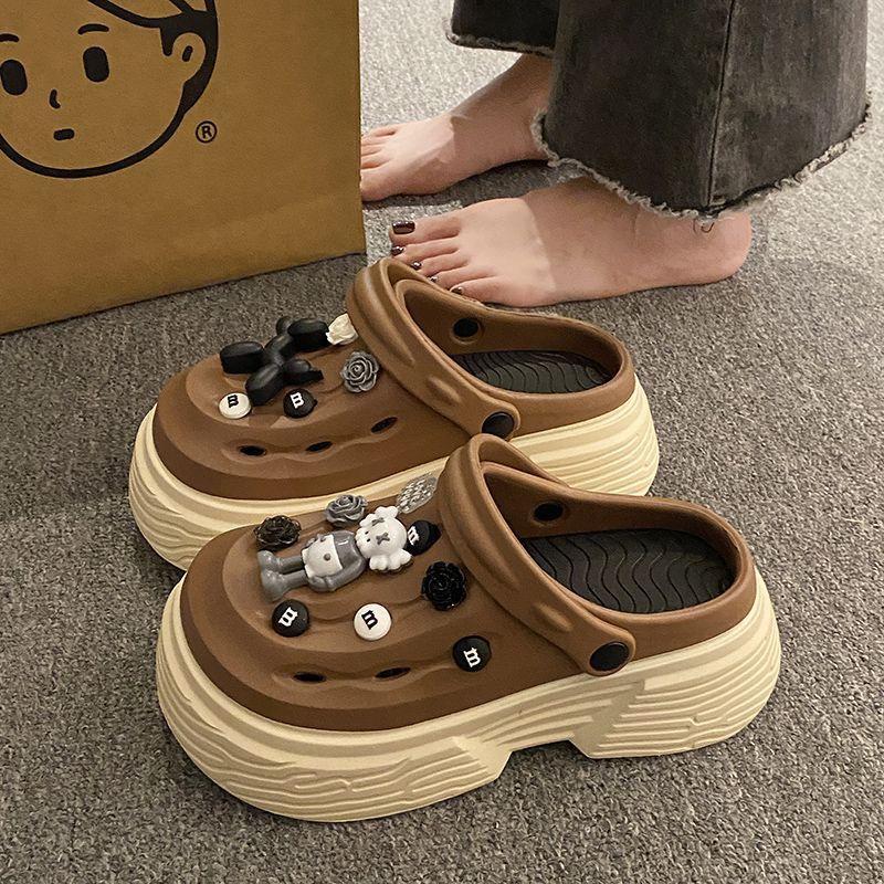 Product Introduction of Giày Đi Biển Chống Trượt Cho Nữ, Giày Bít Mũi, Dép Bít Mũi, Thoáng Khí, Dày, Ưa Nhìn, Thích Hợp Cho Mùa Hè, Có Cảm Giác thụng, Hàng Mới Về 2024, Có Thể Đeo Ngoài Trời 36