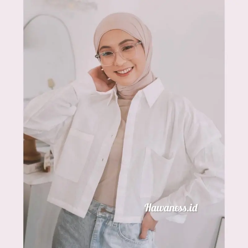 Kemeja Wanita Gita Rami Basic Shirt