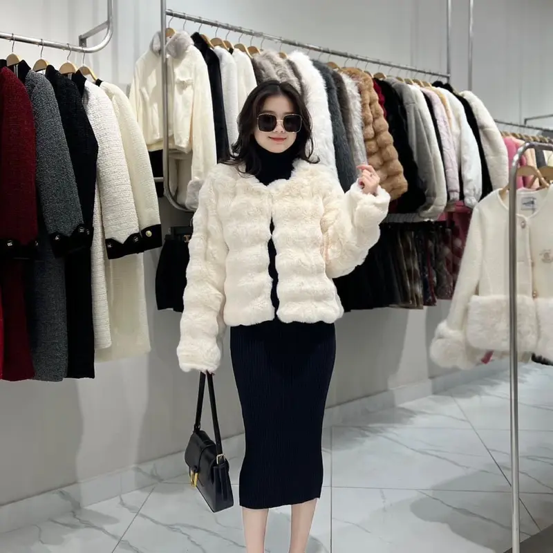 Áo Lông Quảng Châu Cao Cấp - 805 Lông Tuyết Mềm  Women Top Jacket Mùa Đông Kem 2