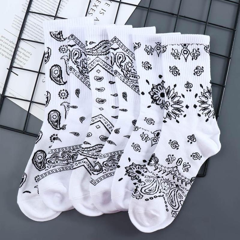 Product Introduction of Cool Fashion Street Cotton Harajuku Male Paisley Flower Socks Korean Style Socks Women Hosiery Middle Tube Socks 14