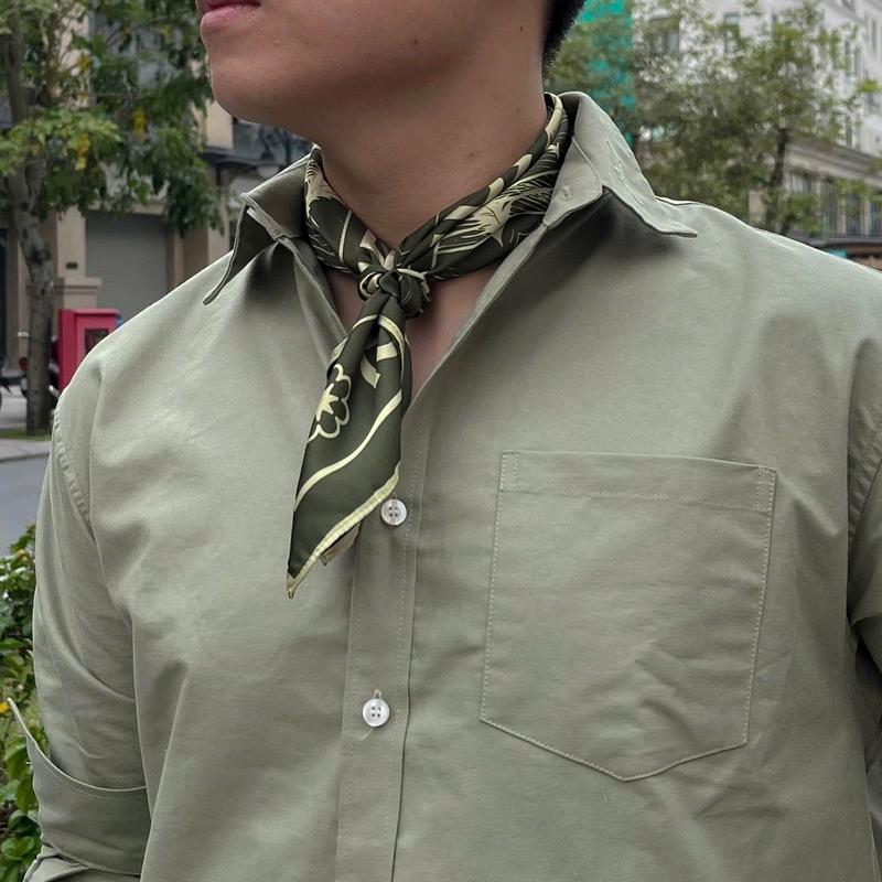 Khăn vuông Bandana PEALO chất liệu lụa cao cấp