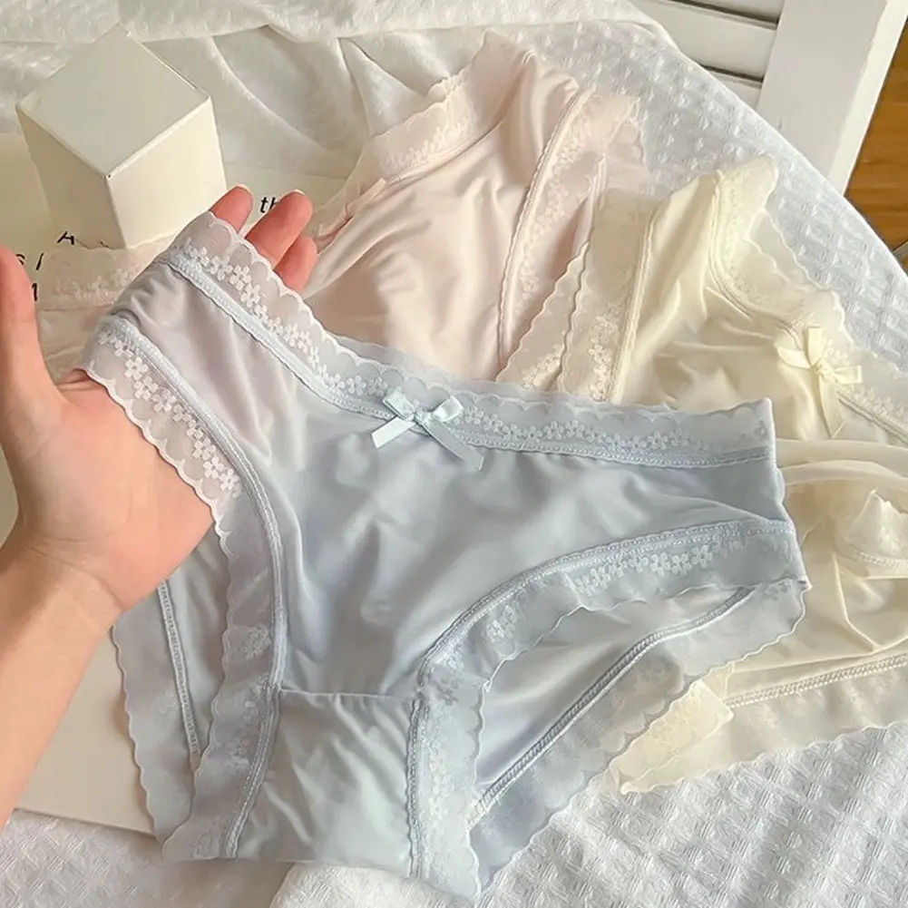 Women's Mid-waist Nylon Lace Briefs Seamless Ice Silk Pure Cotton Crotch Briefs