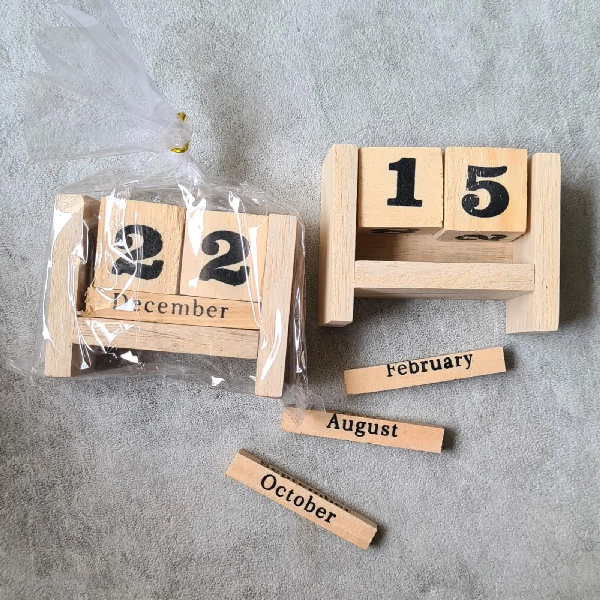 Kalender Meja Kayu / Kalender Aesthetic