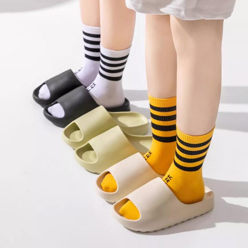 Unisex EVA Non-slip Soft-soled Slippers for Couples Outdoor Beach Waterproof Deodorizing Home Casual Sandals for Men and Women 1