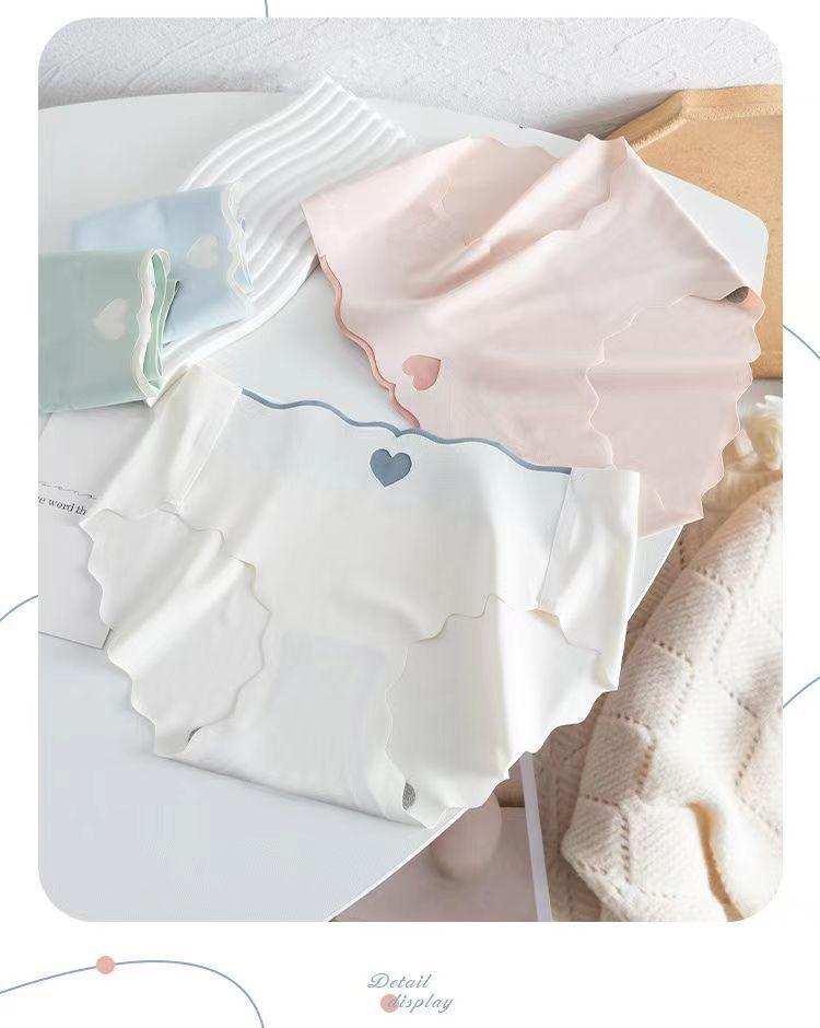 Product Introduction of Quần Lót Lụa Lạnh Mùa Hè, Dành Cho Phụ Nữ Và Trẻ Em Gái, Thiết Kế Không Đường May Mới, Kháng Khuẩn, Đáy Quần Cotton Nguyên Chất, Quần Đùi Tam Giác cạp vừa Gợi Cảm, Thích Hợp Cho Các Hoạt Động Mùa Hè Women 13
