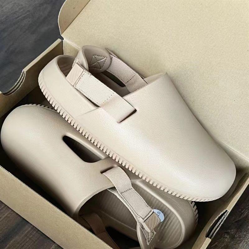 Product Introduction of Trendy Hot-Selling Slippers for Women Summer Lazy Men Sports Closed-Toe Sandals for Outdoor Use 1