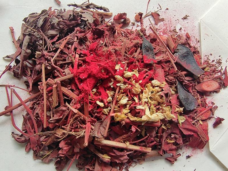 Gói xông nhà Thảo Dược Mạnh Phong Thủy Thanh Lọc Không Khí Trầm Hương Núi Rừng Tâm Linh 4