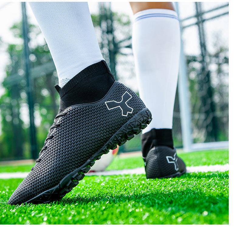 Product Introduction of In Stock Professional Soccer Shoes Teenagers Race Shoes Green Field Combat Boots Men's and Women's Football Boots 47 Soccer Shoes Boys and Girls Teenagers Students TF Broken Nail AG Long Nail Artificial Flat Leather Foot Training Transport 9