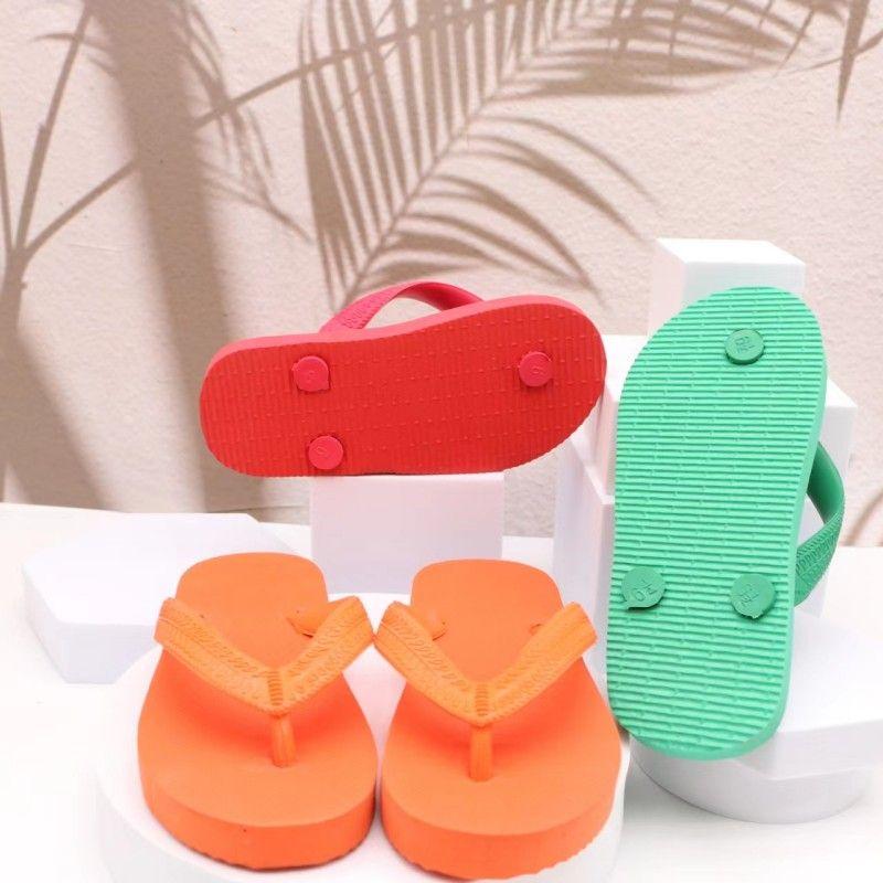 Dép Xỏ Ngón Trẻ Em, Chất Liệu Cao Su, Nhẹ, Thích Hợp Cho Mùa Hè, Ngoài Trời, Không Trơn Trượt, Dép Đi Trong Nhà, Cho Trẻ Từ 1-3 Tuổi Và 6-12 Tuổi 3
