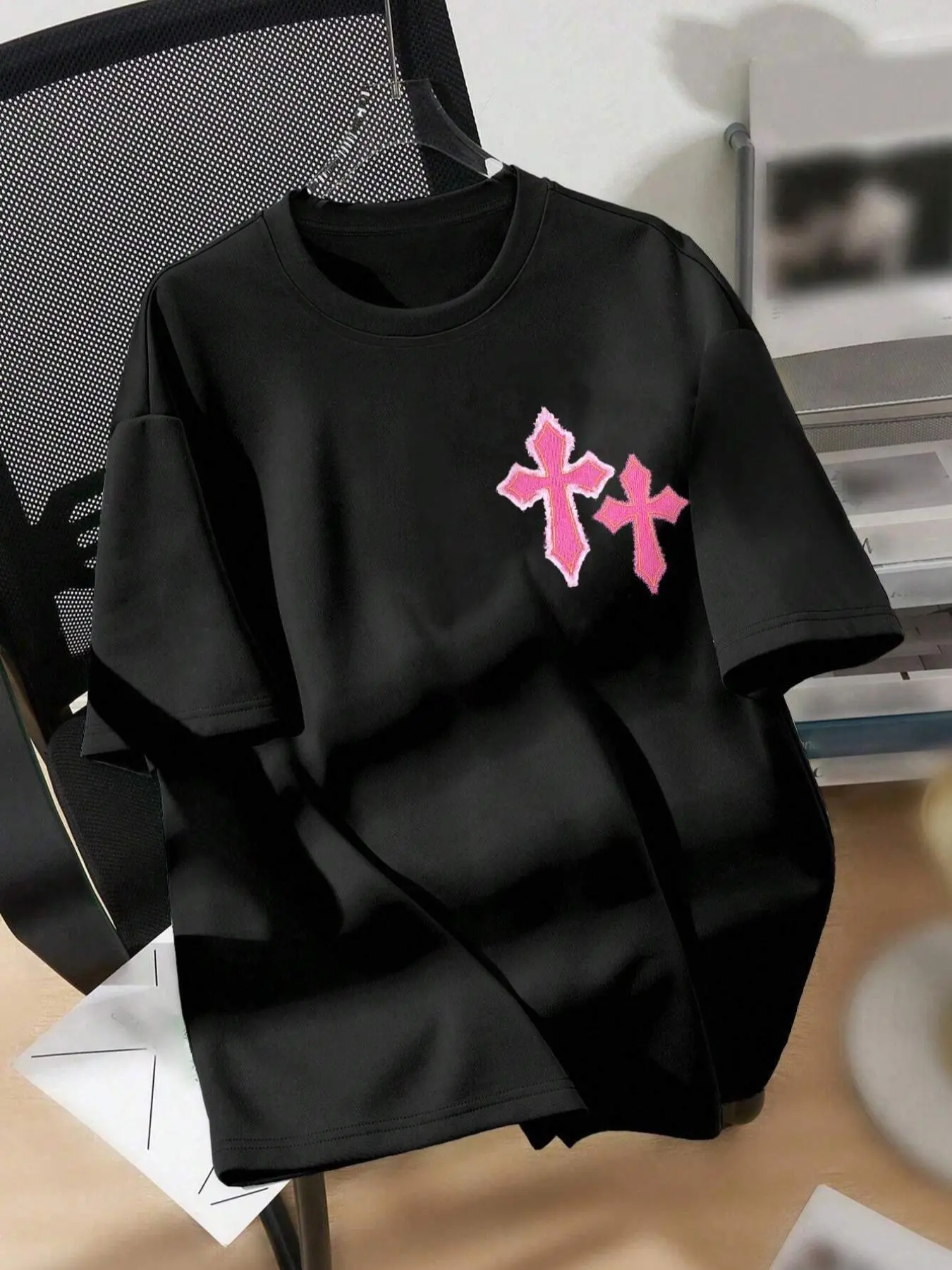 Women's Cross Print Round Neck Tee, Fashion Casual Crew Neck Short Sleeve Graphic Print T-shirt for Daily Holiday Vacation Outdoor Wear, Ladies Clothes for All Seasons