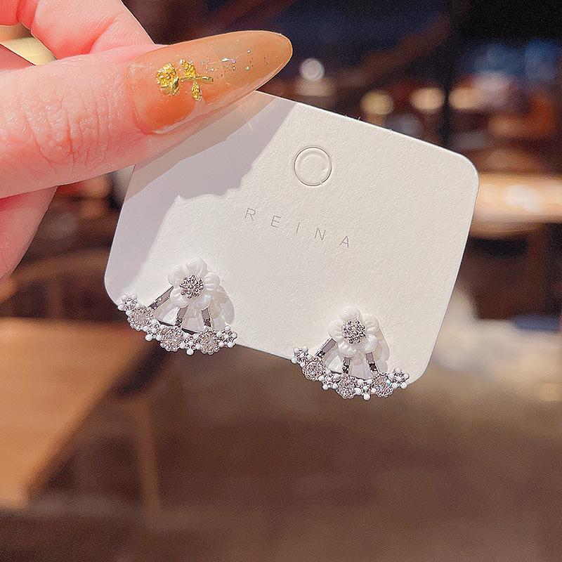 Product Introduction of Sterling Silver Needle Internet Celebrity Live Broadcast Hot-Sale Earrings Stall Supplies for Night Market All-Match Fashion Earrings Ear Rings Wholesale 3