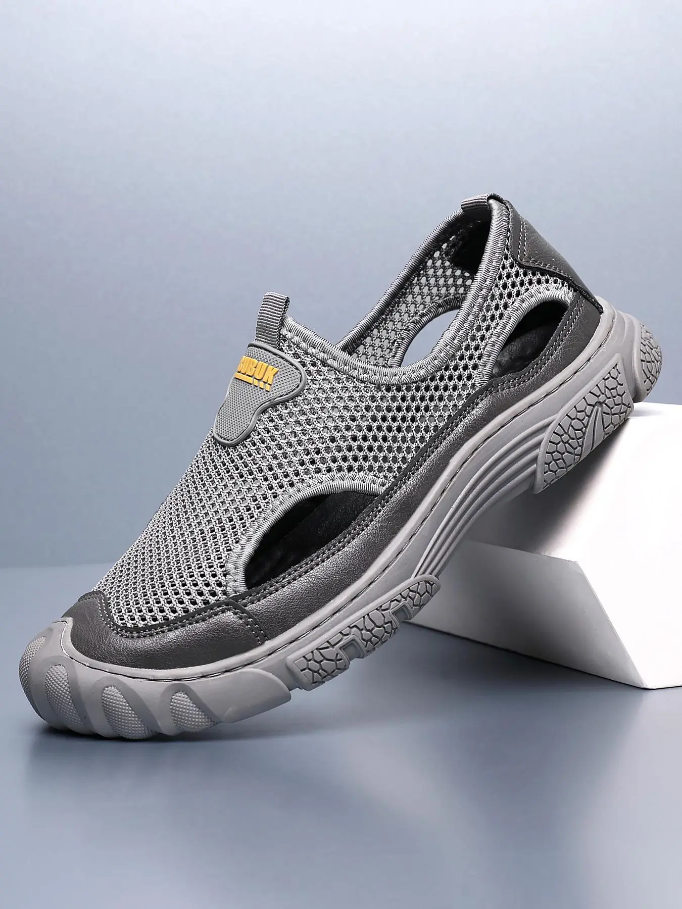 Men's Casual Breathable Mesh Slip on Sandals, Lightweight Comfortable Soft Sole Sports Sandals, Summer Outdoor Beach Sandals, Walking Shoes