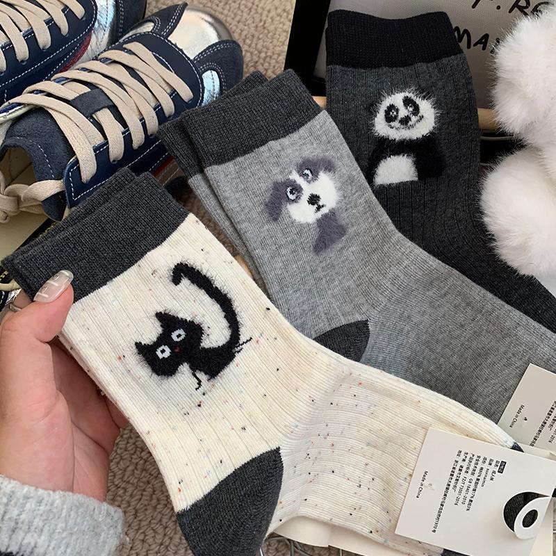 Product Introduction of Cute Animal Socks Cartoon Puppy Cat Trendy Autumn/Winter Cotton Yarns Flocking Plush Stockings Fashion Warm Casual Women's Socks 20