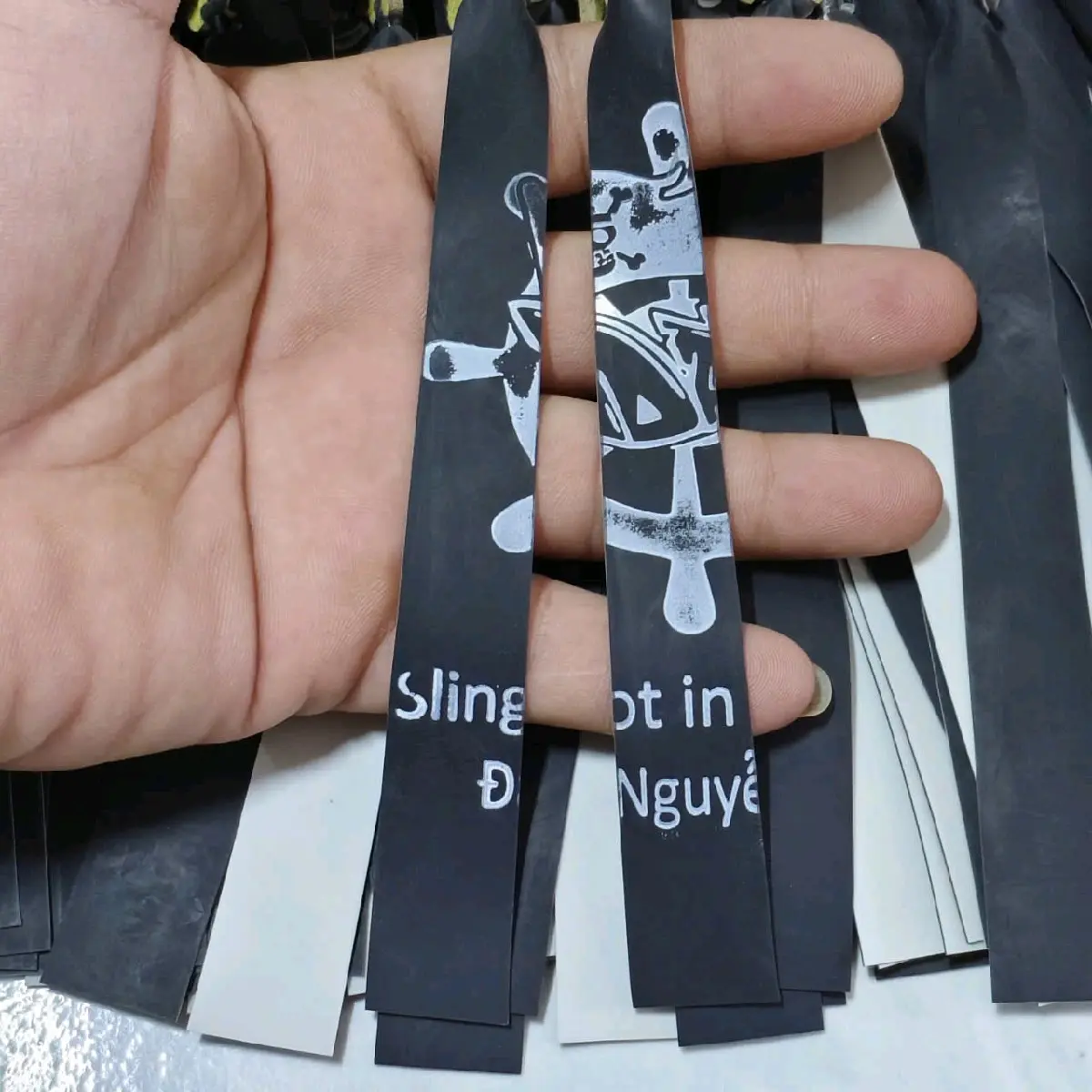 10Bộ Dây Cao Su Kháng Lực Adam Black 0.65 Dài 15cm Có Bi Cột Sẵn Dùng Tập Cơ Tay Gym