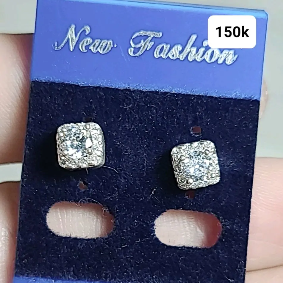 BÔNG TAI ĐÍCH VẶN ,  X.O.A N VUÔNG,BẠC  , KM150