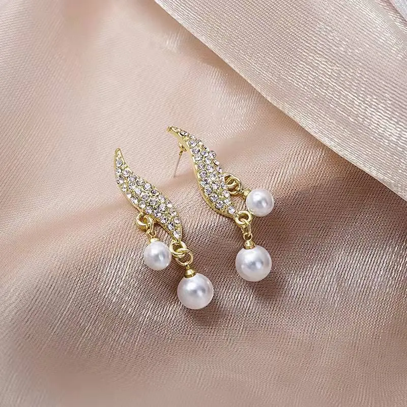 Long earrings French Fashion Design Sense Studs earrings Drop