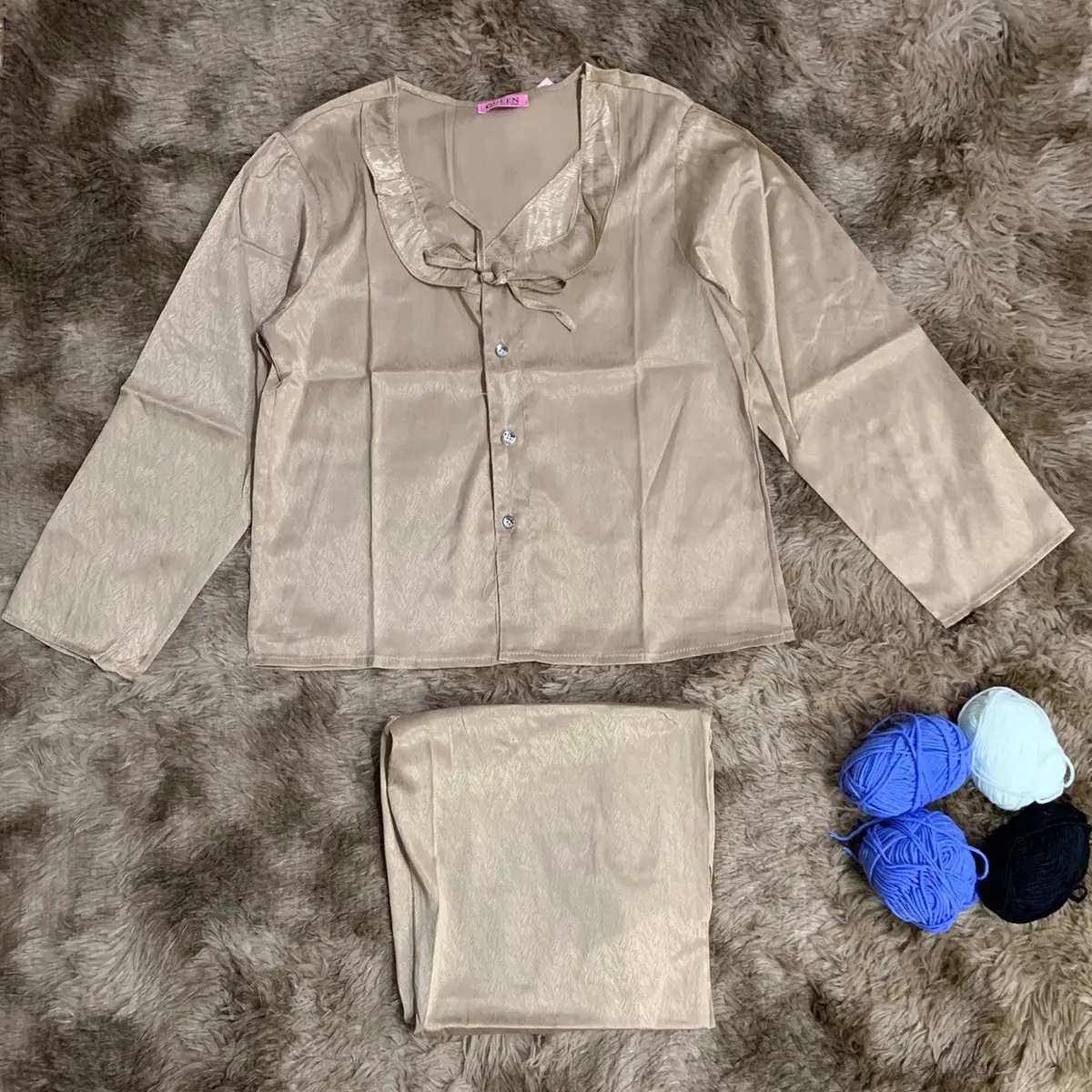 Đồ bộ pijama hot hit màu nâu kem chất lụa tơ xước mềm mượt free size 40-60kg