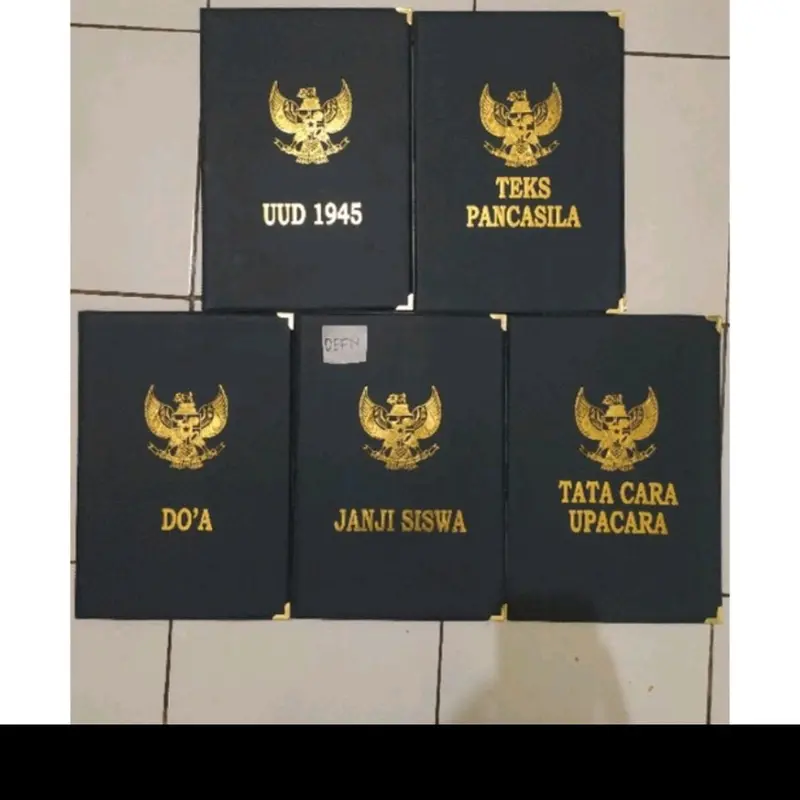 1 SET/5 MAP UPACARA BENDERA BAHAN KULIT SINTETIS SUDAH ADA TEKS /Plastik 5