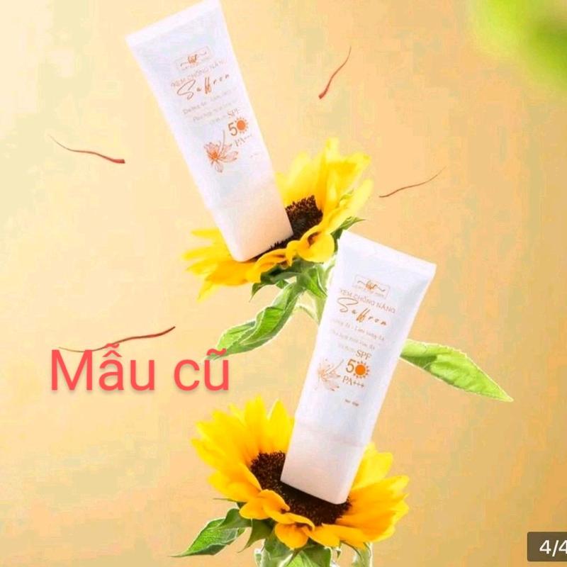 kem chống nắng SPF 50 Tất cả các loại da mẫu mới chất kem không đổi (mẫu mới) khi nhận hàng sẽ nhận mẫu mới 1