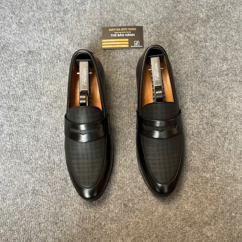 Giày nam da bò- Giày lười da bò in Lazer họa tiết caro mang phong cách trẻ trung lịch lãm DP Shoes Hoa.Mã H2 2