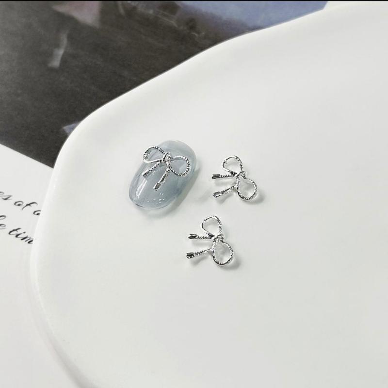 Charm trang trí móng tay siêu cute với tuyển tập những chiếc nơ xinh xắn 6