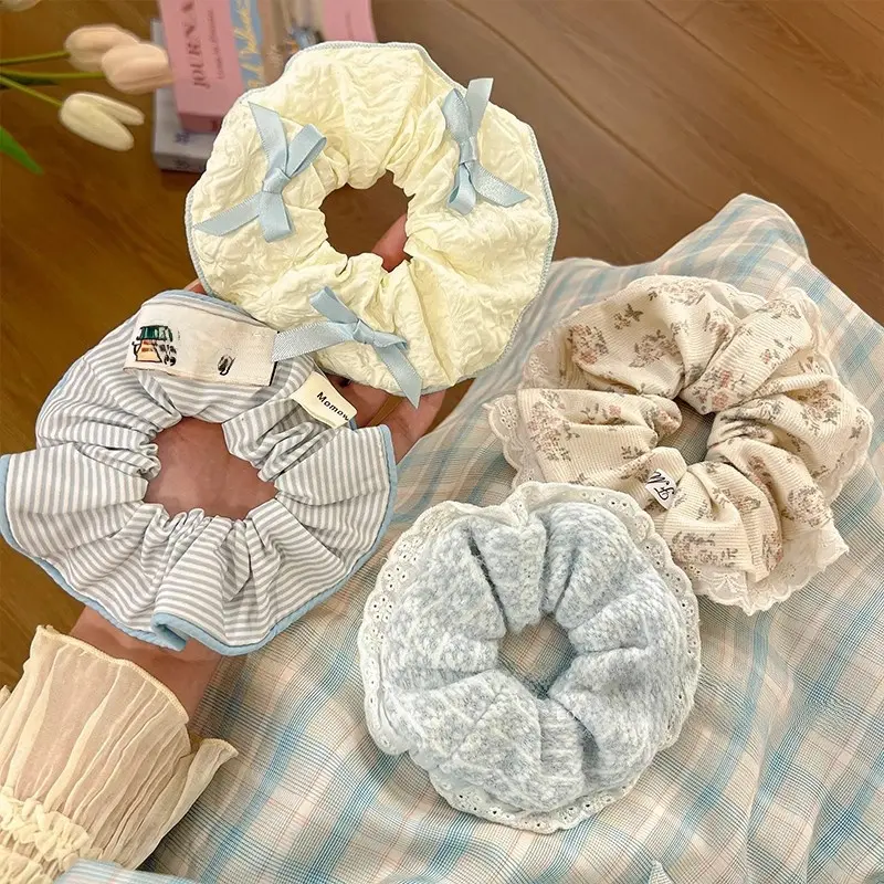 Small fresh large intestine hair band, female, ball head hair rope, gentle and versatile headrope, sweet and cute, does not hurt the hair headgear.