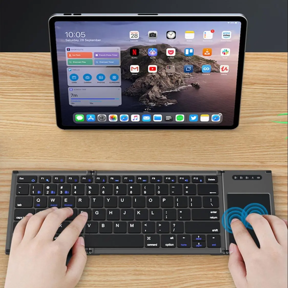 Multi-color Comfortable Foldable Keyboard, 1 Count Multifunctional Folding Tablet Keyboard With Touchpad, Portable Lightweight Wireless Keyboard, Office Keyboard, Perfect for Watching TV Series & Playing Games, Keyboard and Mouse Accessories