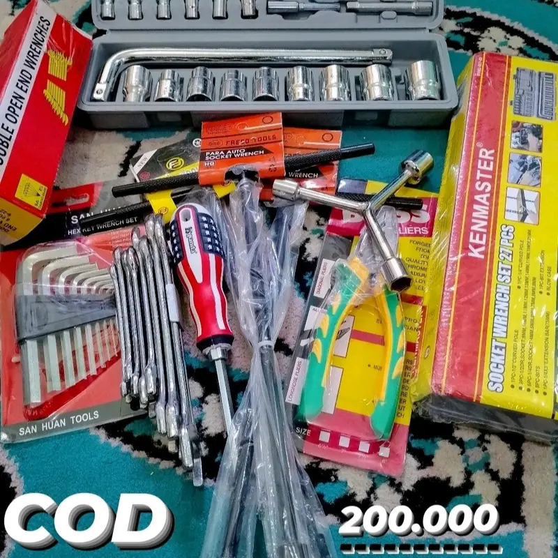 1 set kunci shok full set,1 set kunci pas full set ,1 set kunci L full set 1 set kunci T no 8,10,12,  1item kunci Y no 12,14,17 ,1 item tang combinasi serbaguna,1item obeng Amerika bulak balik 1