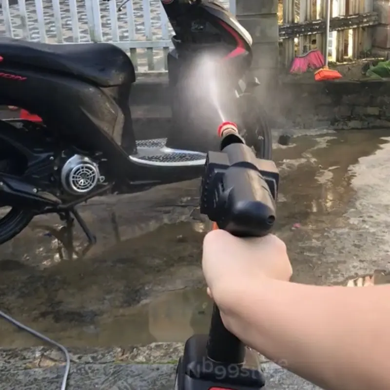 Máy rửa xe cầm tay dùng pin - Máy xịt rửa sân vườn, xịt rửa có tạo bọt tuyết -  TẶNG KÈM 1 KHĂN LAU 2