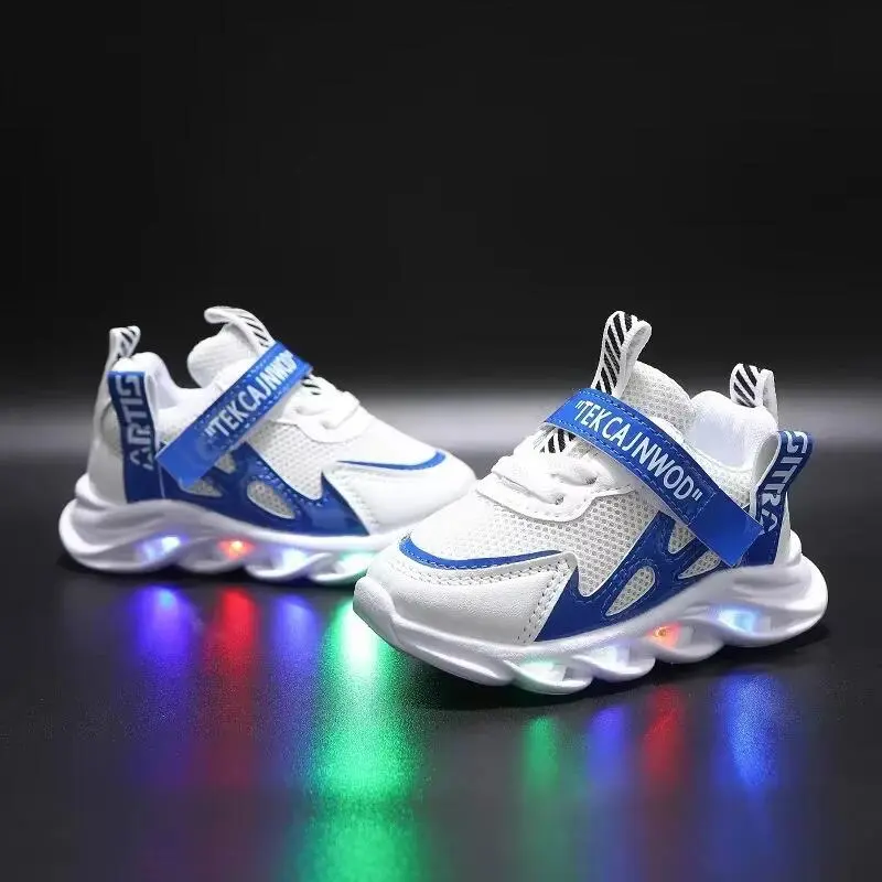 New LED Children Glowing Baby Luminous Boys Lighting Running Shoes Kids Breathable Mesh Sneakers