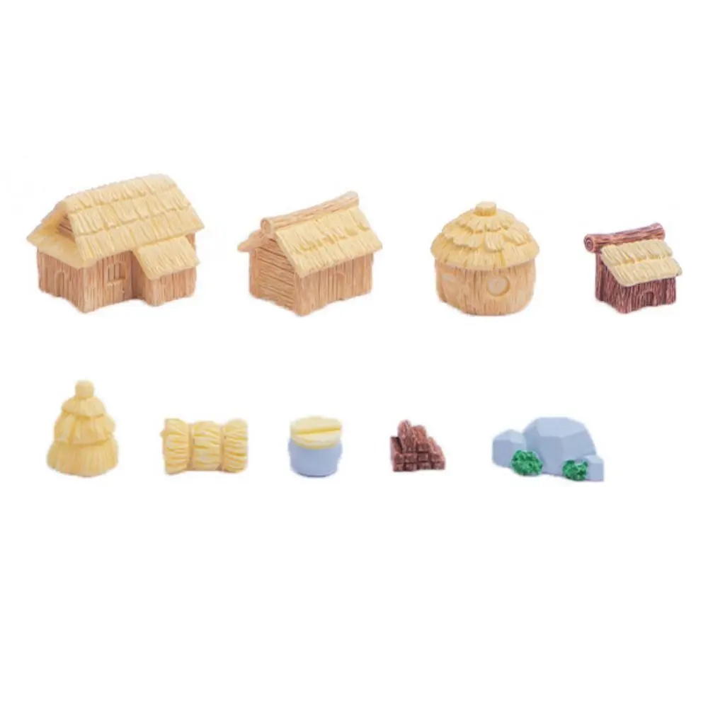 Cute Mini Thatched Cottage Micro Landscape Rural Style Decorative Mini Village Houses Resin Small House Statue For Home Decoration