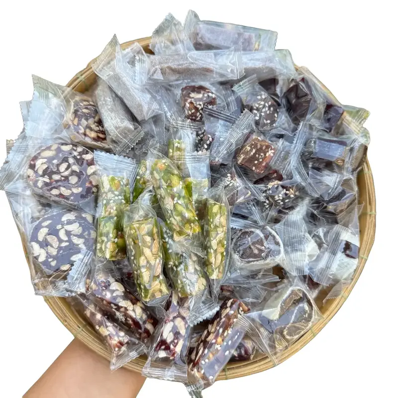 COMBO KẸO CHUỐI + MÈ XỬNG thơm ngon đậm đà đặc sản Bến Tre  Ăn Vặt Food 0