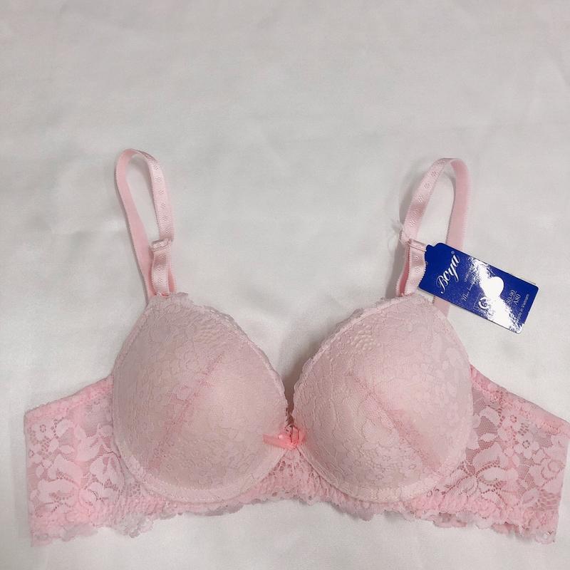 Product Introduction of 024W Áo Boya ren hoa to 3 phân, có gọng, 11 màu, hàng VNXK nhật, 32/34B/36A/36B/38A/38B. Cổ chữ V 4