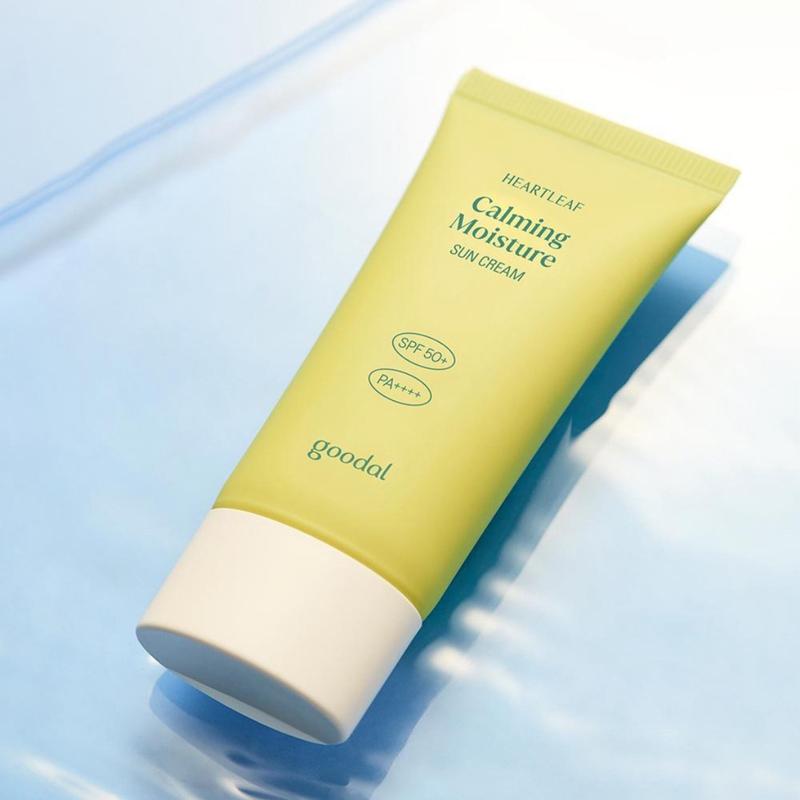 Kem chống nắng hóa học dấp cá Goodal Heartleaf Calming Moisture Sun Cream