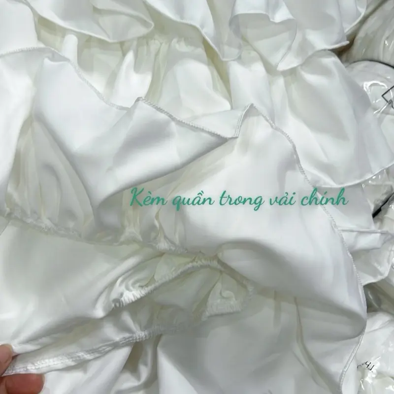 ￼SÉT VÁY RỜI TẦNG ÁO HAI DÂY PHỐI TẦNG KÈM CHÂN VÁY XÒE CÓ LÓT Nữ Women Top Nhung Voi 8