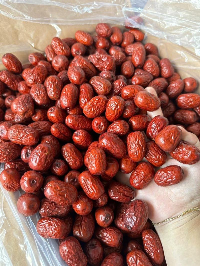 Product Introduction of [ 1ky SIZE ĐẠI 50-60 QUẢ  ]TÁO ĐỎ TÂN CƯƠNG  HOÀ ĐIỀN Food Thức Ăn Ăn Vặt táo  tàu táo  tàu táo đỏ quả  hồng hảo hảo táo đỏ 3