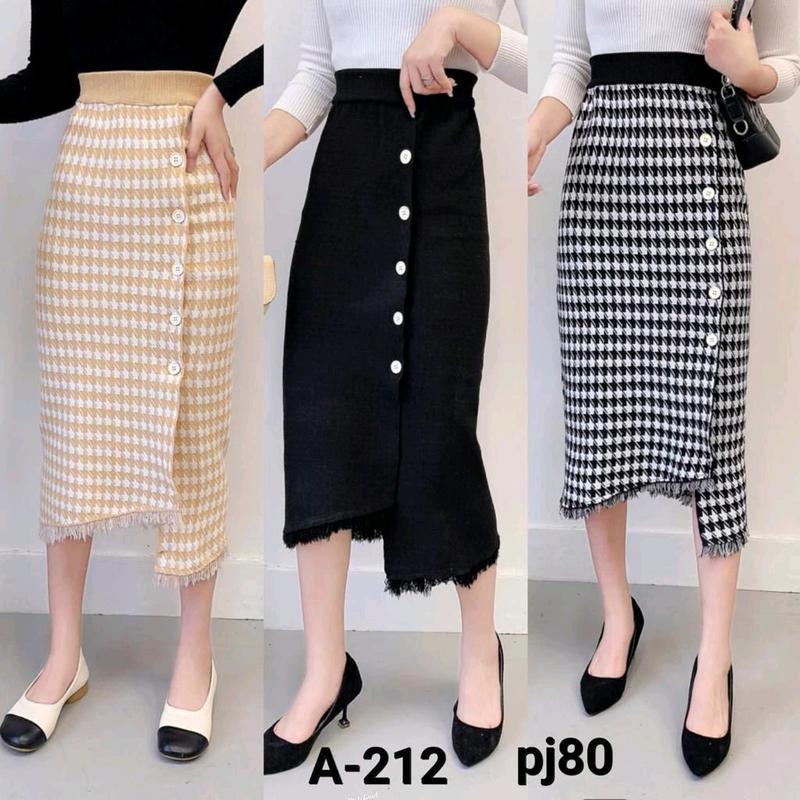 Rok kancing rajut import A. 212 1
