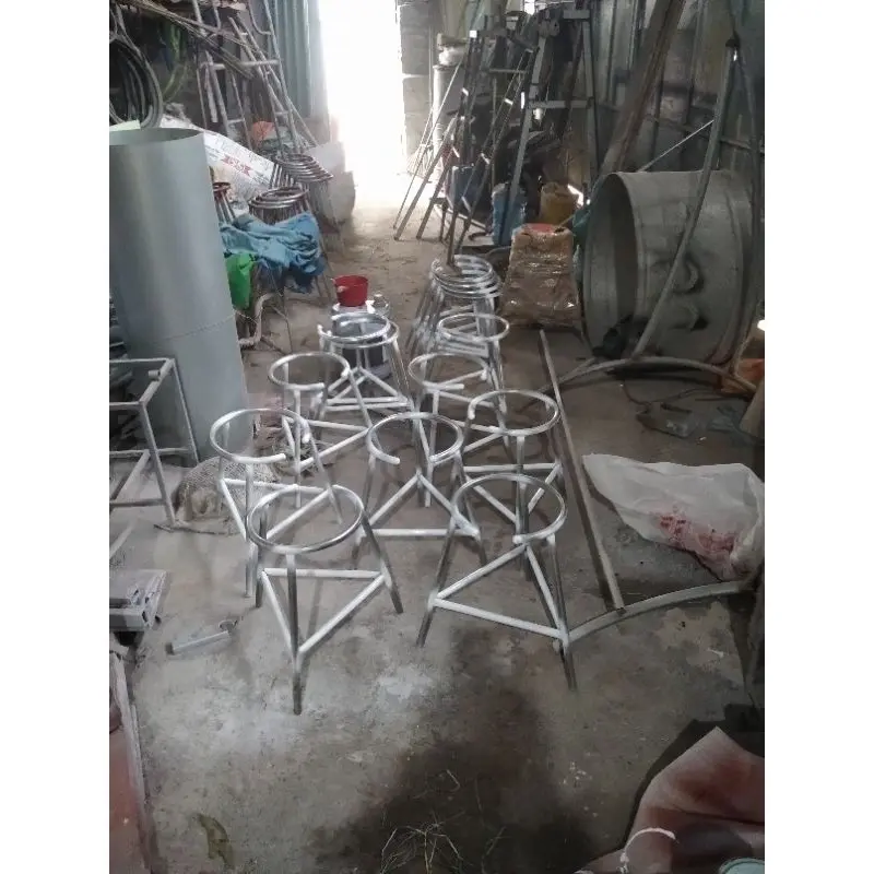 Giá để bếp ga công nghiệp cao 40cm đường kính 30cm 2