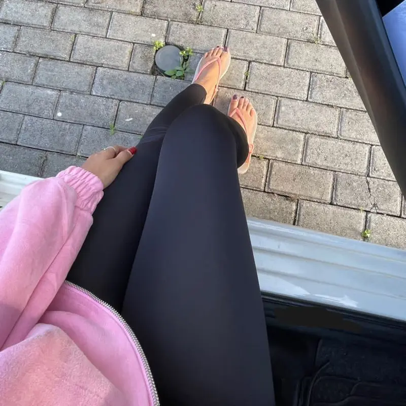 Celana Legging Wanita Bahan Spandex 0