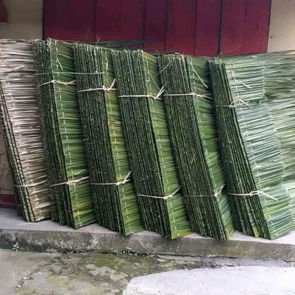 Atap Daun Rumbia untuk Gazebo Natural - Ukuran 120x50cm 1 IKET