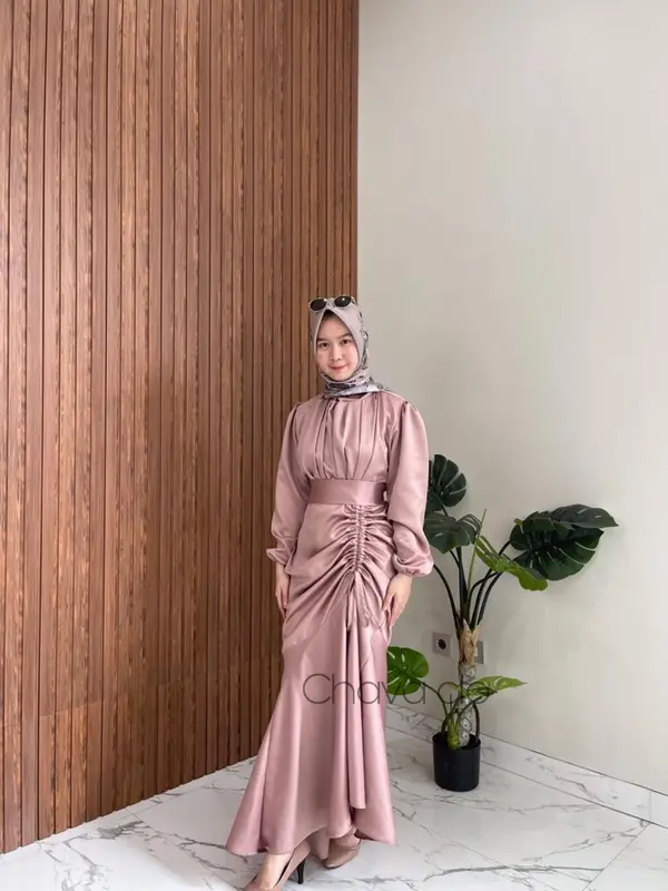 Vannya Dress Satin Silk Premium Bridesmaid Viral Long Dress Serut Pesta Kondangan Karet Muslim Wanita Gamis Maxi Panjang Armani Gaun Biru Navy Formal Velvet Putih Menyusui Coklat Hitam 7
