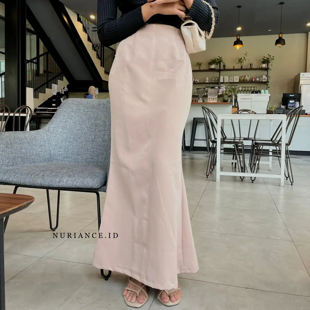 NURIANCE - Riverra Flare Skirt Slim-fitting High Waist Stretch Panjang
