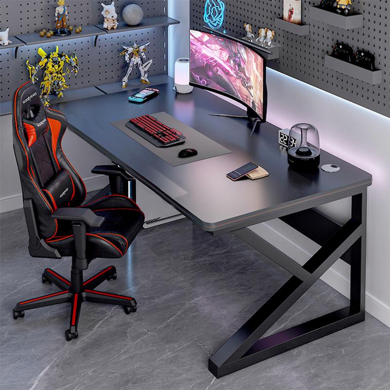 Bàn máy tính, bàn PC gaming HOLI ( GMKT ) Mặt Thẳng dày 15ly, có thanh ngang đơn chịu lực dưới mặt bàn, được làm bằng gỗ MDF phủ lớp melamin chống nước, chống xước, chân sắt hộp 20x40 chắc chắn phủ sơn tĩnh điện chống hoen gỉ, dễ Lắp Ráp