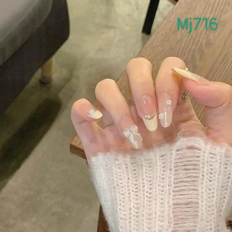 Product Introduction of ( MÃ 68 ) N.A.I.L B.O.X KÈM PHỤ KIỆN Nữ 9