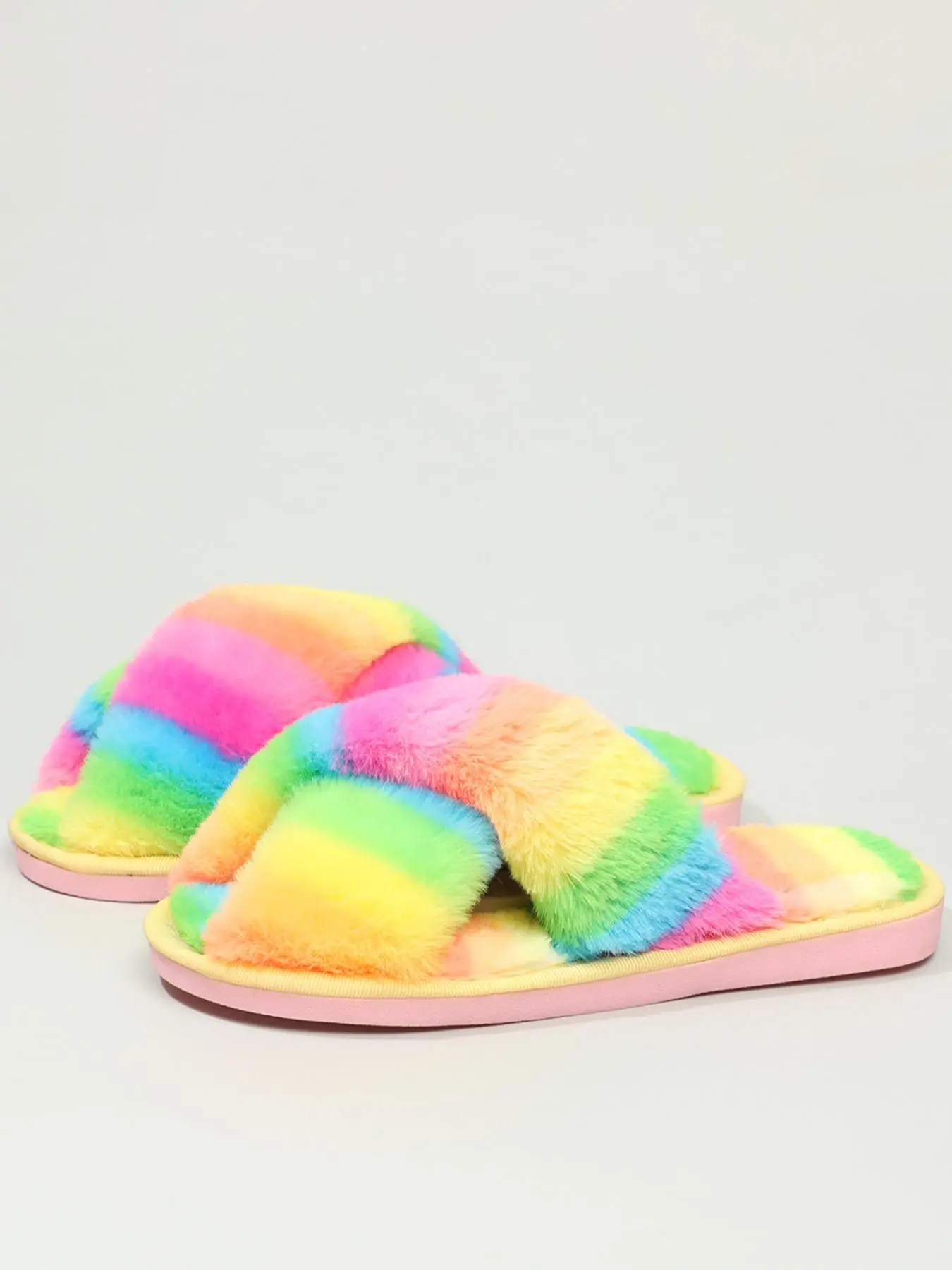 1 Pair Kid's Elegant Fashionable Fluffy Slippers with Criss Cross Design, Casual Minimalist Plain Color Open Toe Flat Slippers, Versatile Shoes for Outdoor Activities for Fall & Winter