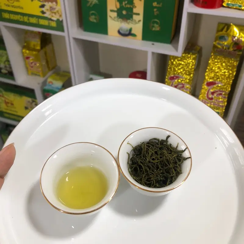 Trà Đinh Cao Cấp Tân Cương 1200k/1kg. Hái mỗi đầu búp trên cùng của búp trà.thơm cốm non xanh nước hậu cực kỳ tốt Nước Trà Tea 3