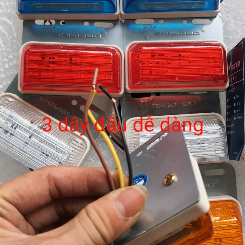 đèn led sườn, đèn hông xe tải, xe khách siêu sáng,hàng Silidu 4003 đa năng có dãy soi lốp 2