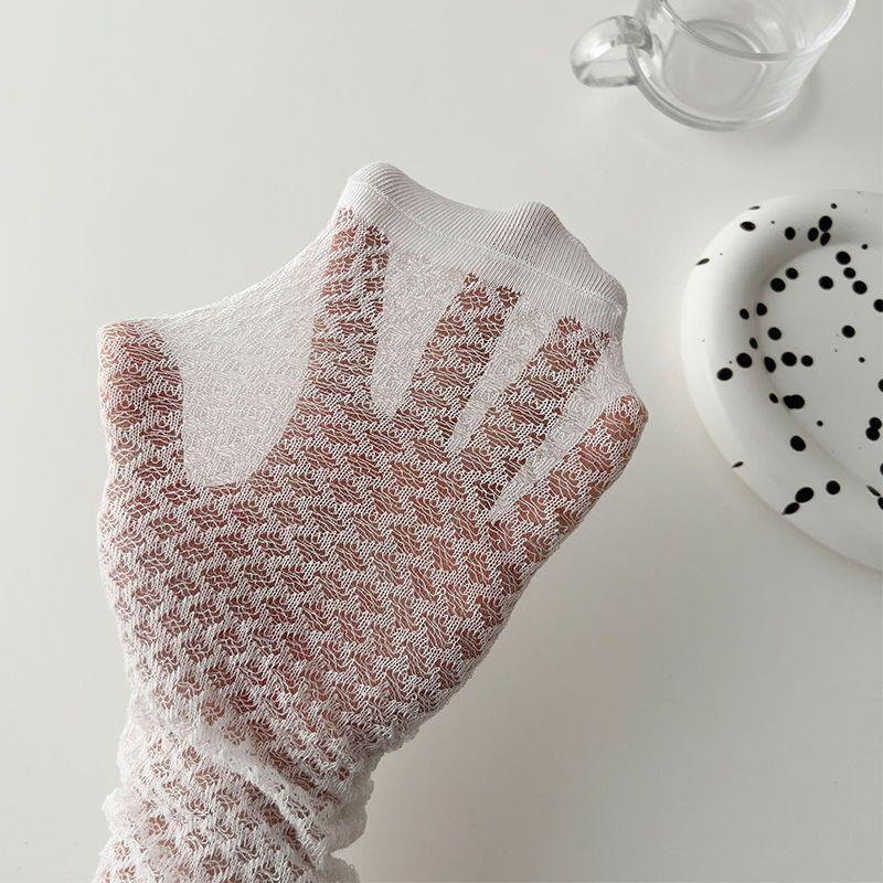 Product Introduction of Women Lace Flower Socks Retro Floral Mesh Lolita Cute Socks Thin Middle Tube Sock Korean Girl Sweet Breathable Socks 17