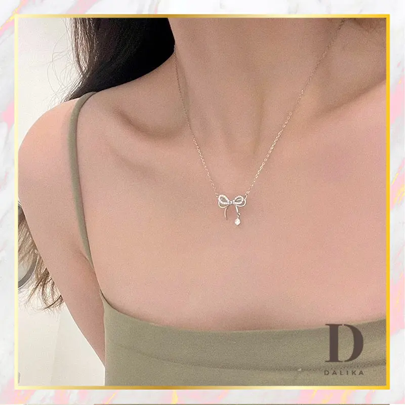 Kalung Rantai Liontin Pita Lonceng Kristal Aksesoris Fashion