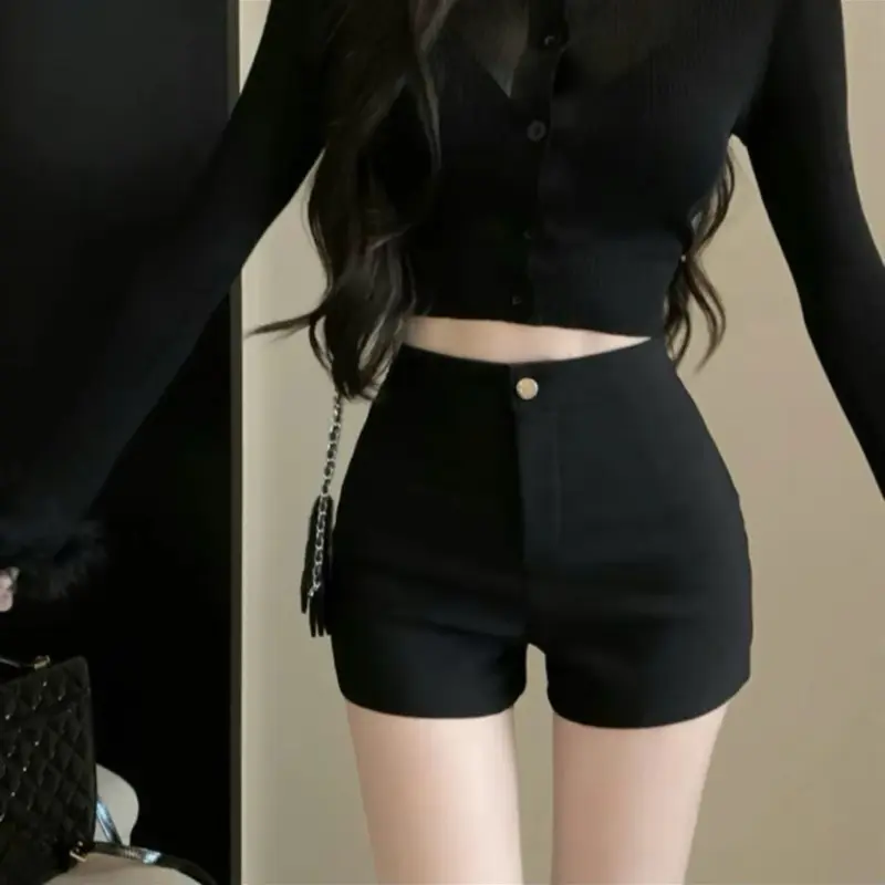 Quần Đùi Cạp Cao Nữ Một Cúc Vải Umi